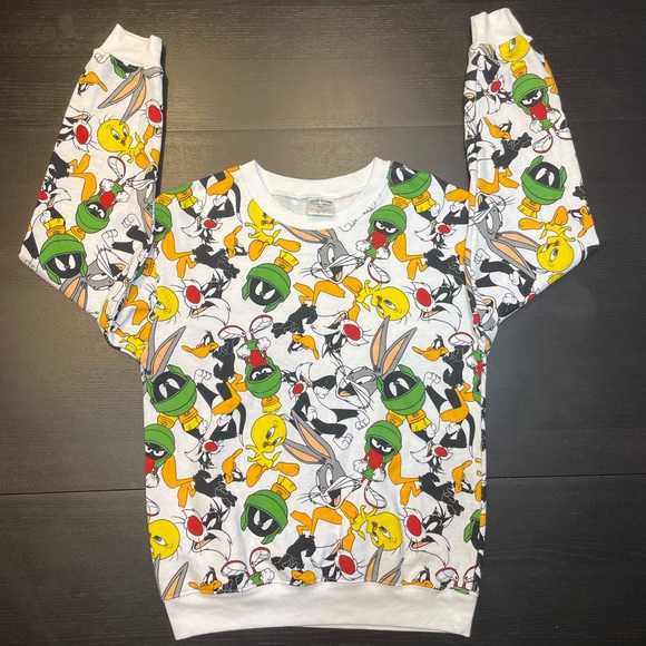 Looney Tunes character sweater - Picture 1 of 5